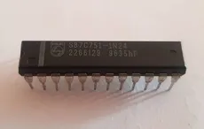 S87C751-1N24